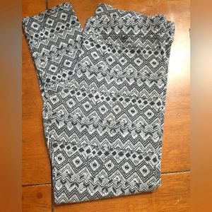 American Eagle Outfitters EUC Leggings Size Large